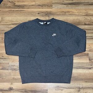 Nike crewneck